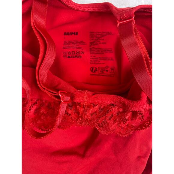 SKIMS Stretch Lace Teddy Bodysuit Lingerie Red Size M - Picture 7 of 7
